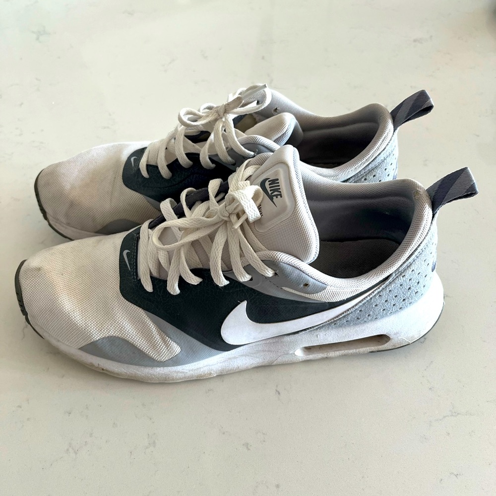 Nike Air Max Tavas